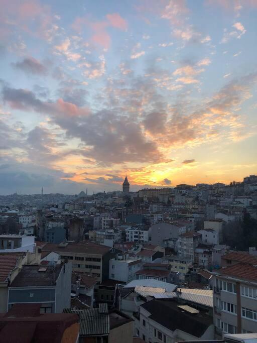 Daire Amazing Rooftop View & Location *